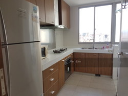 The Lakeshore (D22), Condominium #221362351